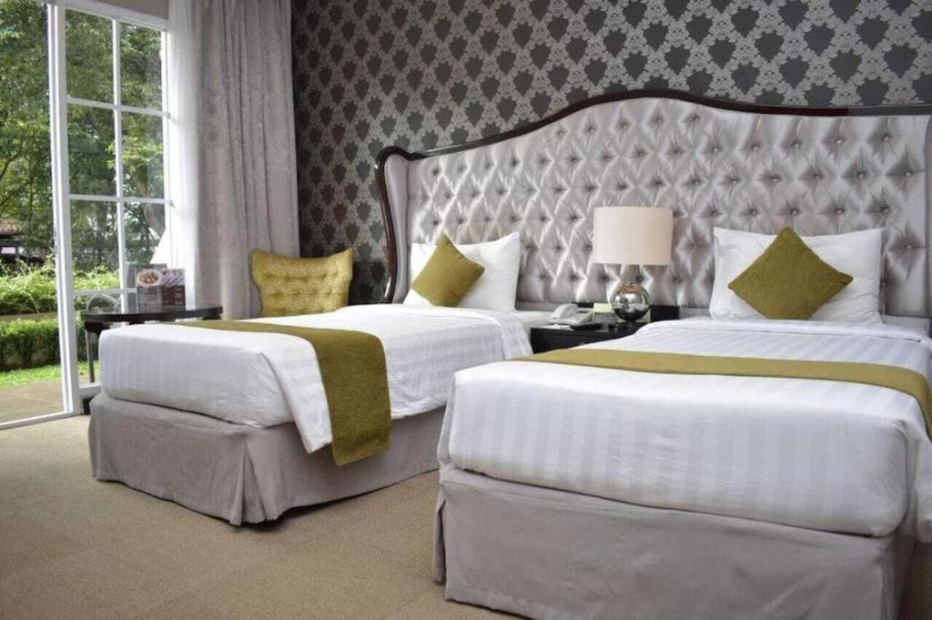 The Mirah Hotel Богор Екстер'єр фото