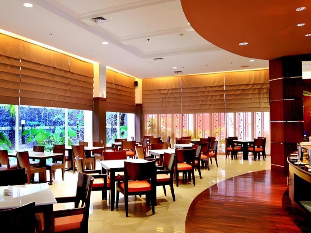 The Mirah Hotel Богор Екстер'єр фото